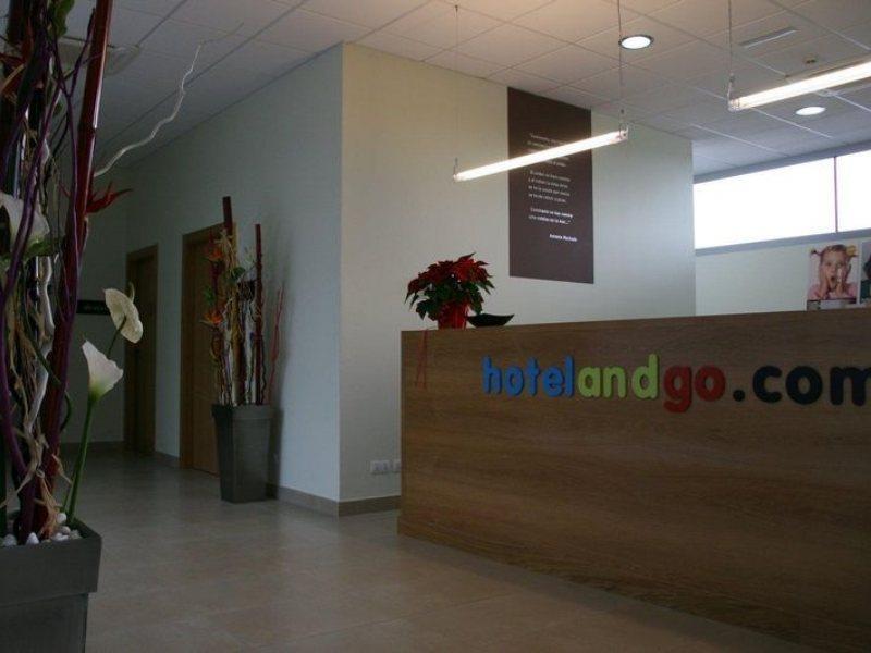 Ele Hotelandgo Arasur Miranda de Ebro Esterno foto