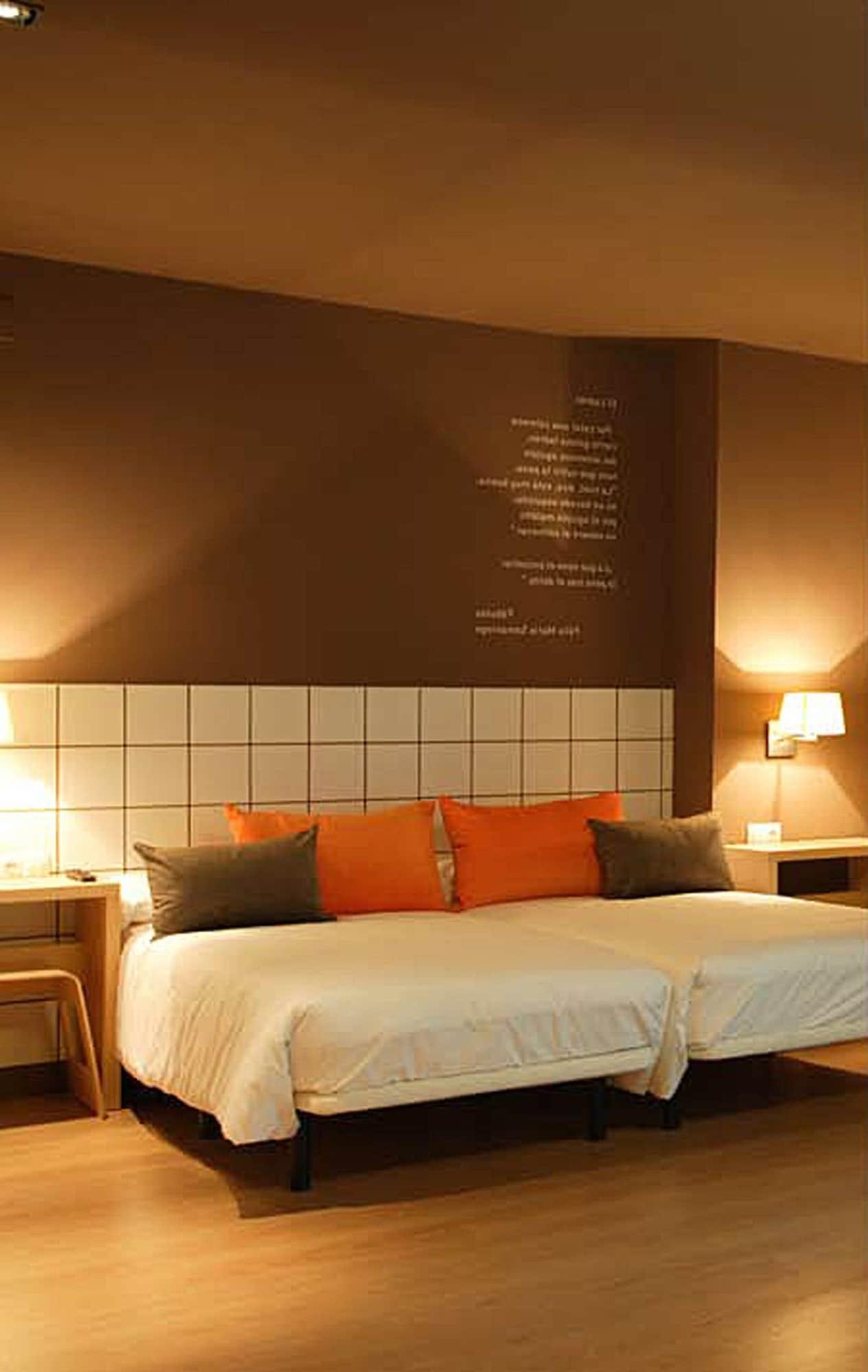Ele Hotelandgo Arasur Miranda de Ebro Esterno foto