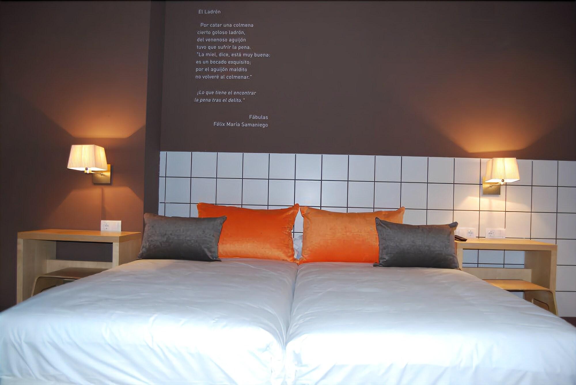 Ele Hotelandgo Arasur Miranda de Ebro Esterno foto